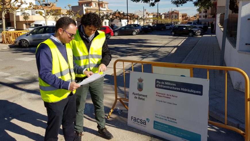 ​Betxí y FACSA renuevan un nuevo tramo de la red de agua potable de la localidad