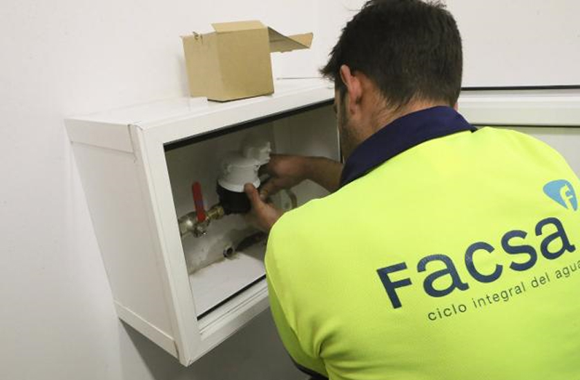 ​FACSA y el Ayuntamiento de Siero instalan contadores inteligentes de telelectura en Pola de Siero y Lugones
