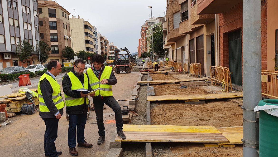 Betxí y Facsa renuevan un nuevo tramo de la red de agua potable de la localidad