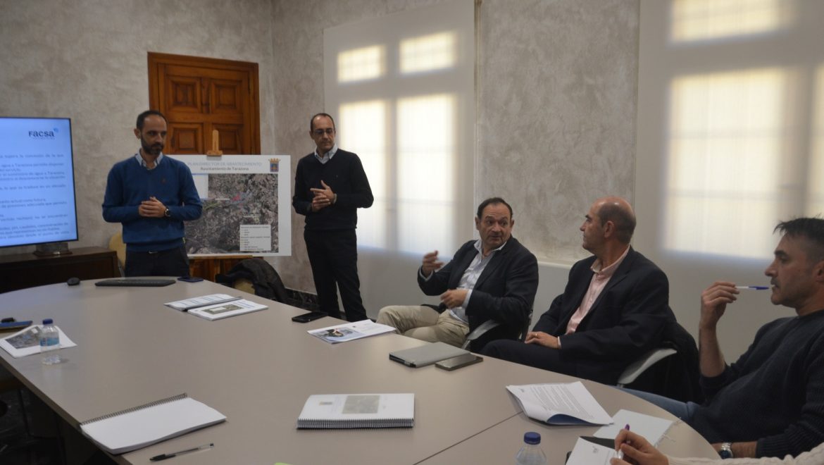 El Ayuntamiento de Tarazona y Facsa presentan el Plan Director para la mejora del abastecimiento de agua en el municipio