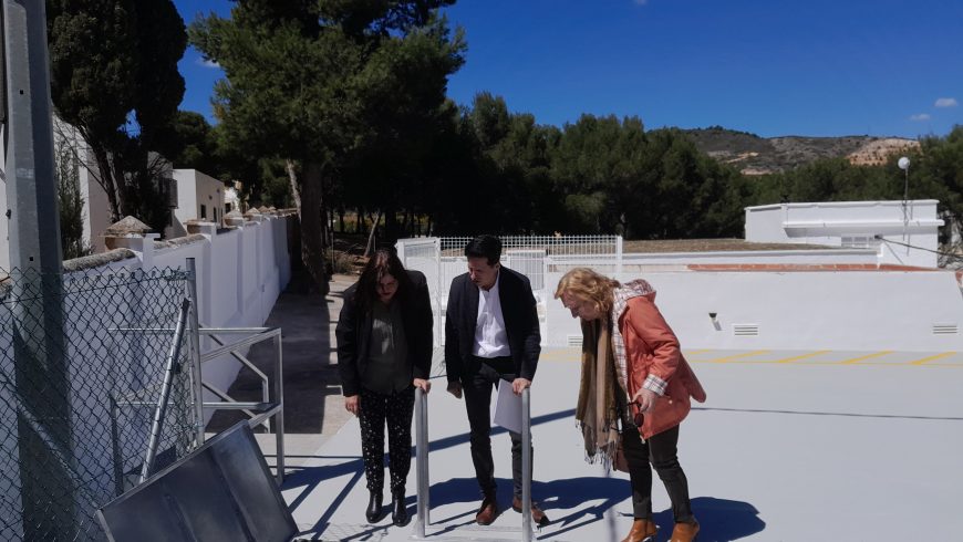 El Ayuntamiento de Torreblanca y Facsa renuevan la cubierta del depósito de agua potable la localidad