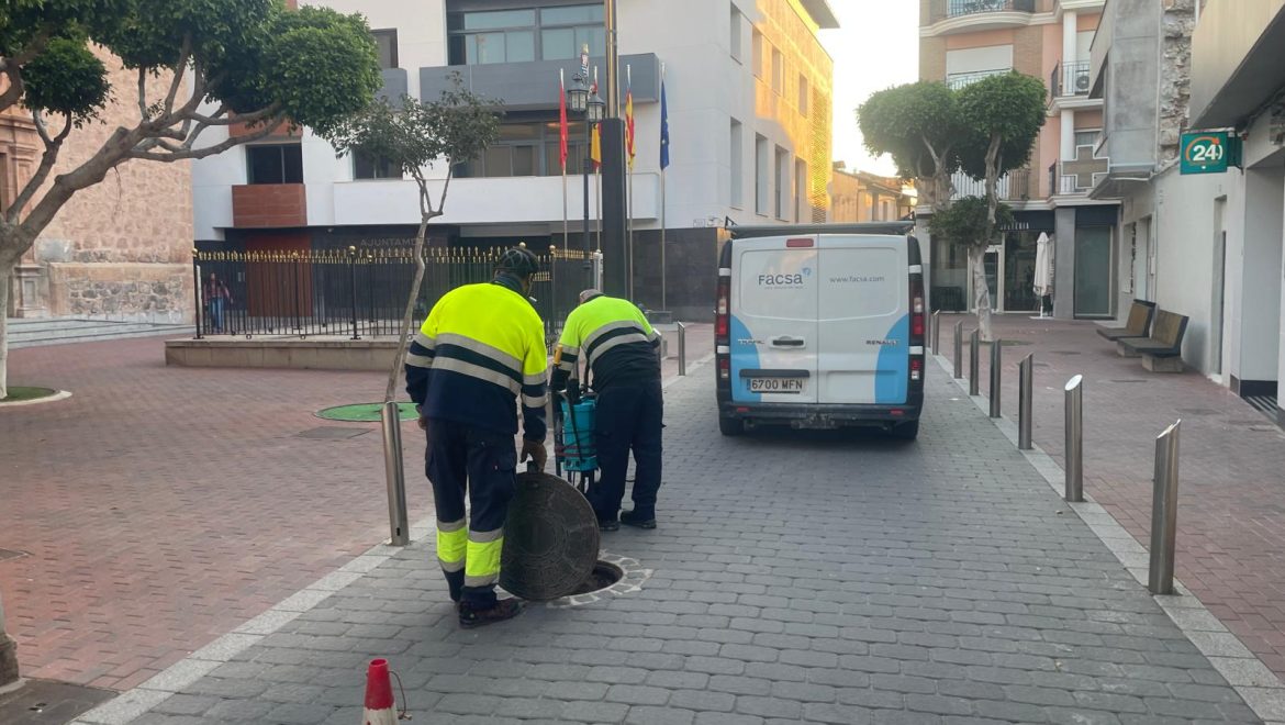 Facsa refuerza los trabajos preventivos en la red de saneamiento de Xilxes ante la subida de temperatura